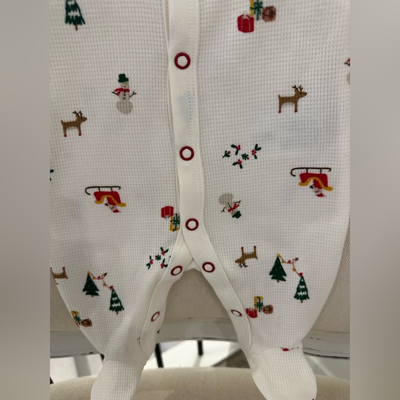 🎅 Baby Newborn Size Waffle Knit Christmas Footie Onesie NWT - Picture 6 of 8